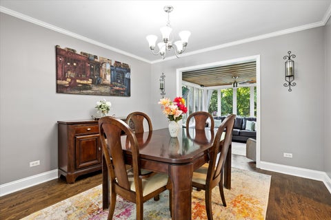 Tiny photo for 404 S See Gwun Avenue, Mount Prospect, IL 60056 (MLS # 12713688)