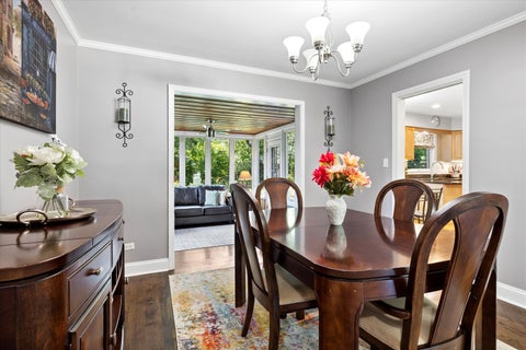 Tiny photo for 404 S See Gwun Avenue, Mount Prospect, IL 60056 (MLS # 12713688)
