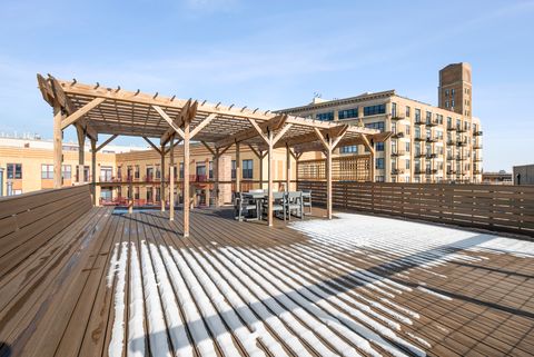 Tiny photo for 1636 W Melrose Street #102, Chicago, IL 60657 (MLS # 12530273)