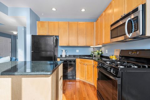 Tiny photo for 1636 W Melrose Street #102, Chicago, IL 60657 (MLS # 12530273)
