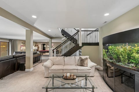 Tiny photo for 1960 Abbotsford Drive, Inverness, IL 60010 (MLS # 12687309)