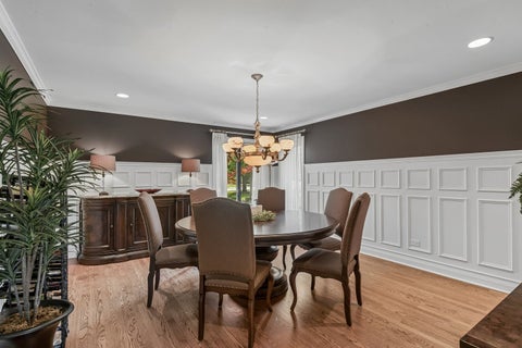Tiny photo for 1960 Abbotsford Drive, Inverness, IL 60010 (MLS # 12687309)