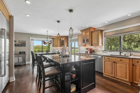 Tiny photo for 1960 Abbotsford Drive, Inverness, IL 60010 (MLS # 12687309)