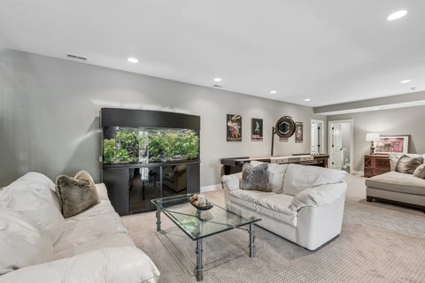 Tiny photo for 1960 Abbotsford Drive, Inverness, IL 60010 (MLS # 12687309)