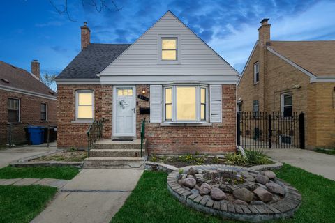 4912 N Mulligan Avenue Chicago IL 60630