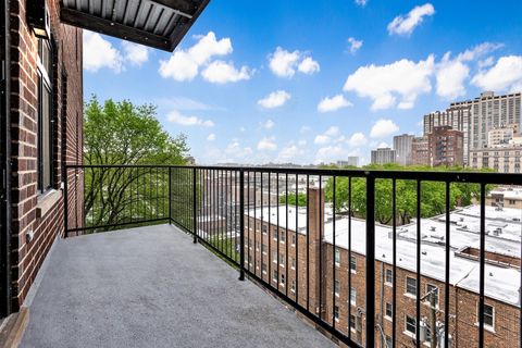Tiny photo for 434 W Melrose Street #602, Chicago, IL 60657 (MLS # 12597552)
