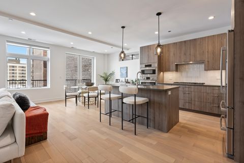 Tiny photo for 434 W Melrose Street #602, Chicago, IL 60657 (MLS # 12597552)
