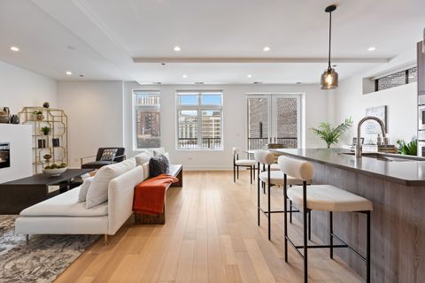 Tiny photo for 434 W Melrose Street #602, Chicago, IL 60657 (MLS # 12597552)