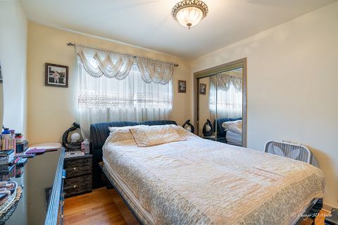 Tiny photo for 5949 N Odell Avenue #2E, Chicago, IL 60631 (MLS # 12450737)
