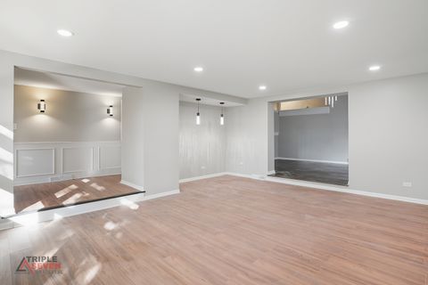 Tiny photo for 5232 Cass Street, Oak Lawn, IL 60453 (MLS # 12475784)