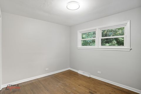 Tiny photo for 5232 Cass Street, Oak Lawn, IL 60453 (MLS # 12475784)