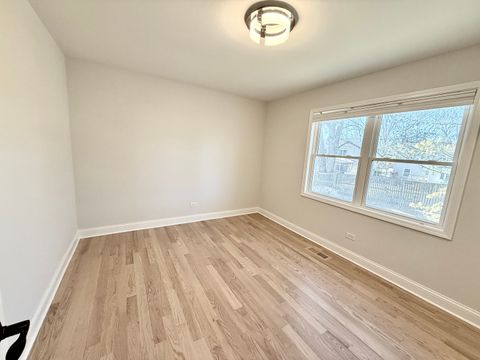 Tiny photo for 455 Kensington Court, Naperville, IL 60563 (MLS # 12598203)