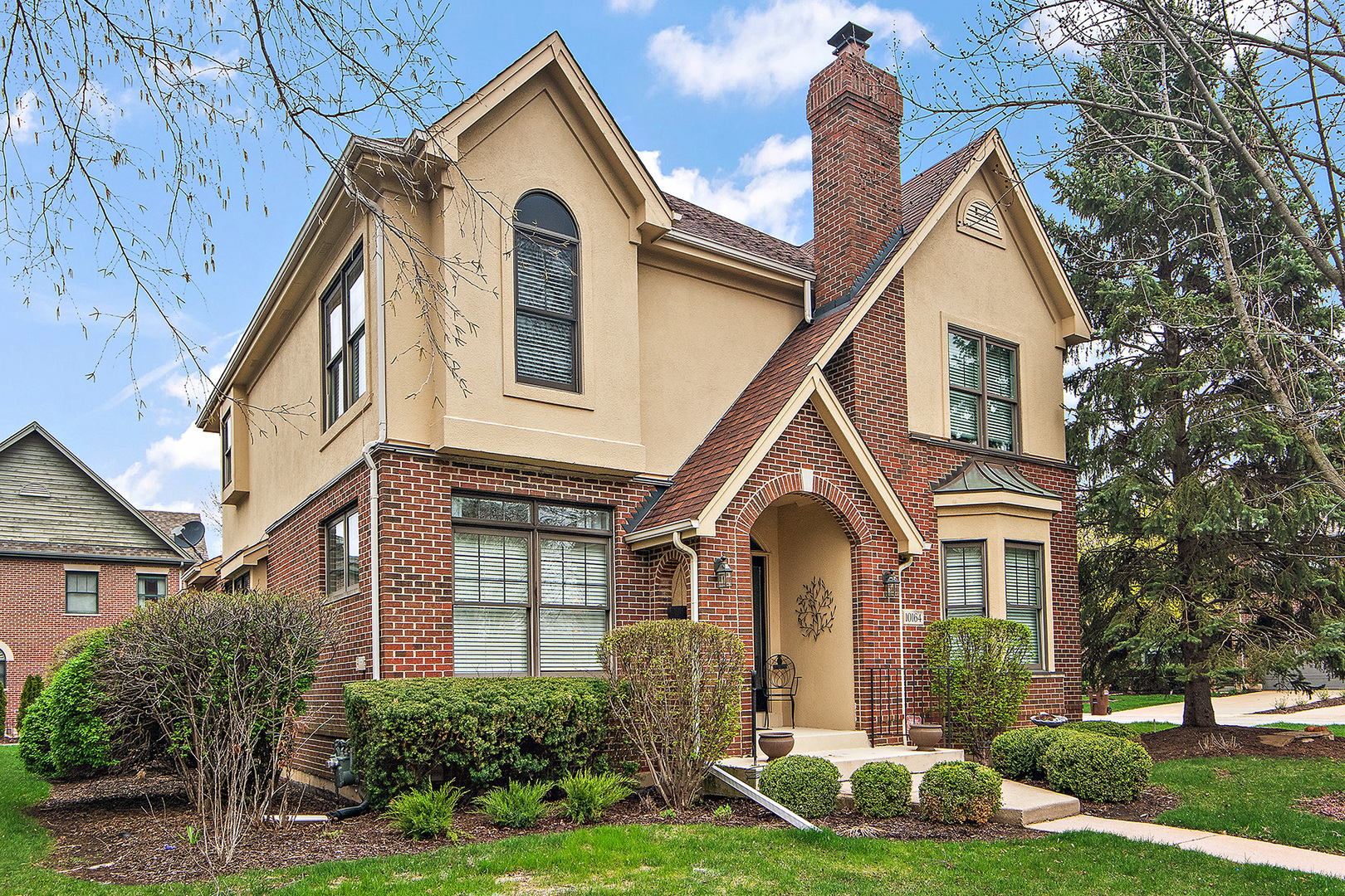 10164 Frankfort Main