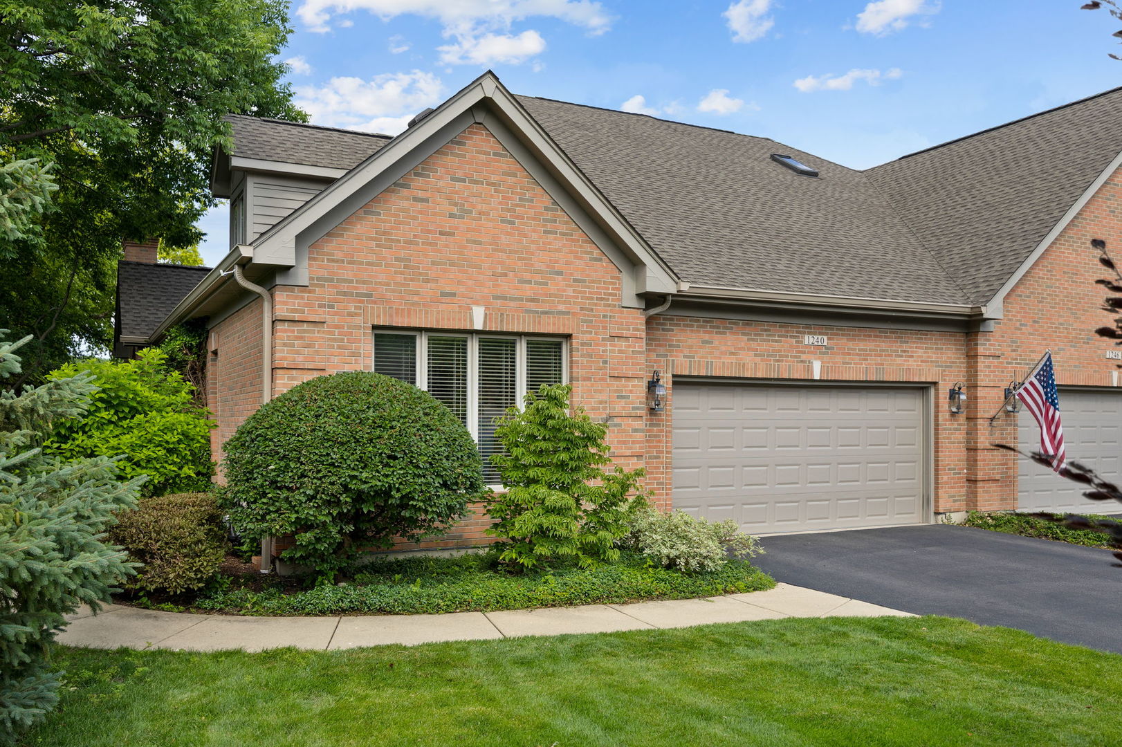 1240 Willowgate Lane