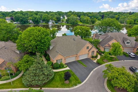 Photo of 1240 Willowgate Lane, St. Charles, IL 60174 (MLS # 12788275)