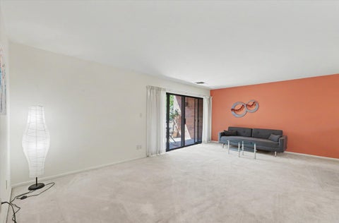 Tiny photo for 107 N Elm Street #205, Champaign, IL 61820 (MLS # 12735077)