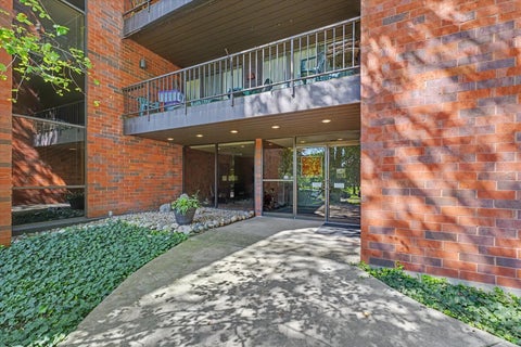 Tiny photo for 107 N Elm Street #205, Champaign, IL 61820 (MLS # 12735077)