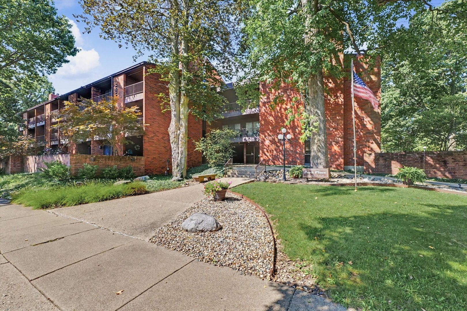 107 N Elm Street 205