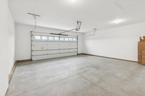 Tiny photo for 4618 W 12th Street, Davenport, IA 52804 (MLS # 12575074)