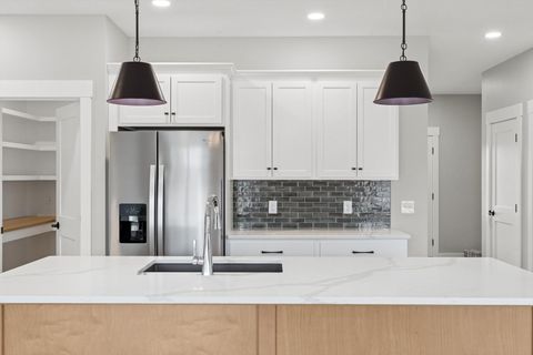 Tiny photo for 4618 W 12th Street, Davenport, IA 52804 (MLS # 12575074)