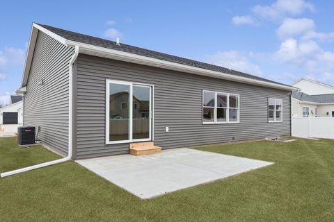 Tiny photo for 4618 W 12th Street, Davenport, IA 52804 (MLS # 12575074)