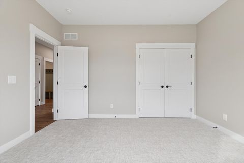 Tiny photo for 4618 W 12th Street, Davenport, IA 52804 (MLS # 12575074)