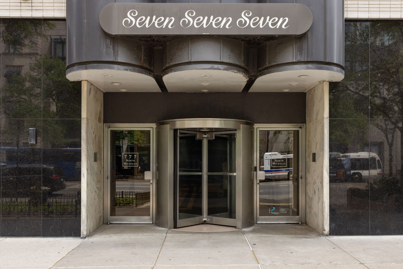 777 N Michigan Avenue 1407