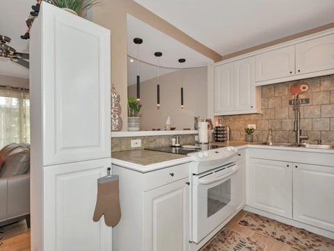 Tiny photo for 9649 S Harlem Avenue #2C, Chicago Ridge, IL 60415 (MLS # 12754283)