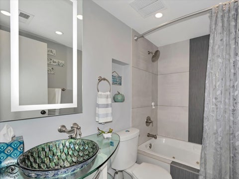Tiny photo for 9649 S Harlem Avenue #2C, Chicago Ridge, IL 60415 (MLS # 12754283)