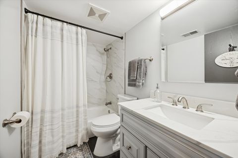 Tiny photo for 10364 Parkside Avenue #C1, Oak Lawn, IL 60453 (MLS # 12508050)