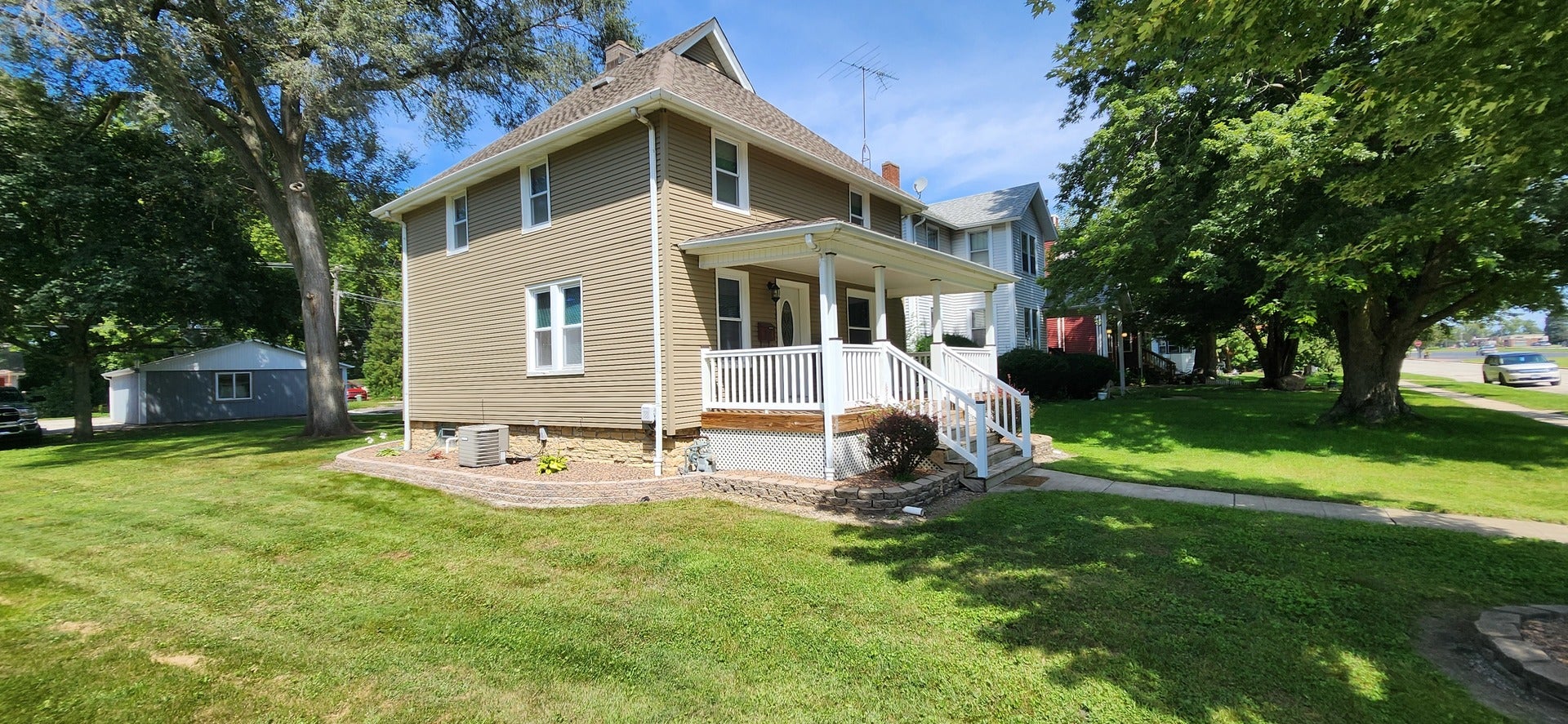 271 S Main Street