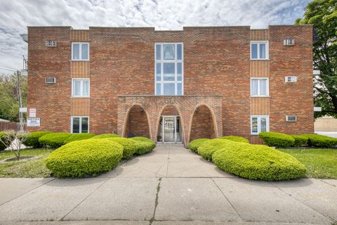 Photo of 9721 S Cicero Avenue #1C, Oak Lawn, IL 60453 (MLS # 12656628)