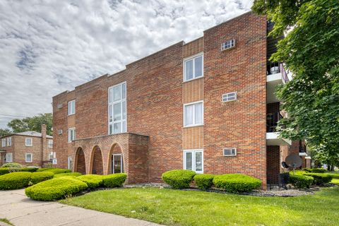Tiny photo for 9721 S Cicero Avenue #1C, Oak Lawn, IL 60453 (MLS # 12656628)
