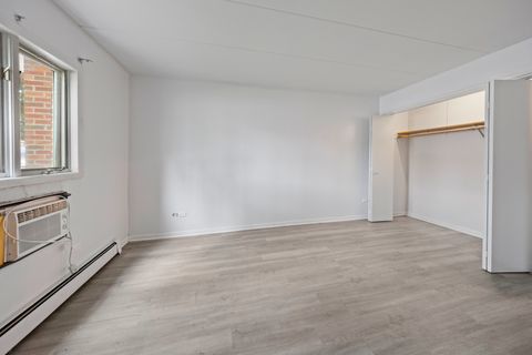 Tiny photo for 9721 S Cicero Avenue #1C, Oak Lawn, IL 60453 (MLS # 12656628)