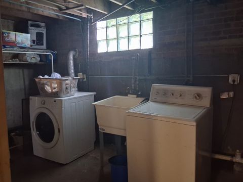 Tiny photo for 10557 S Racine Avenue, Chicago, IL 60643 (MLS # 12488984)
