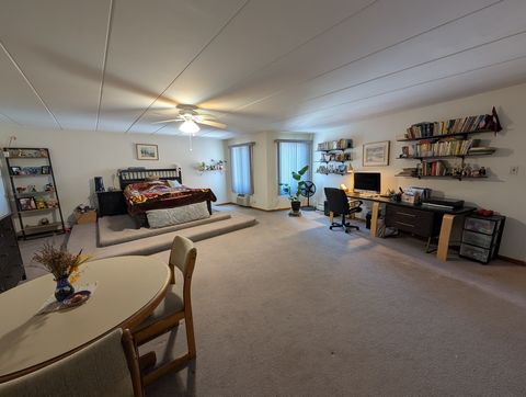 Tiny photo for 18 E Old Willow Road #425N, Prospect Heights, IL 60070 (MLS # 12549231)