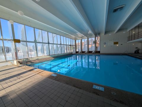 Tiny photo for 18 E Old Willow Road #425N, Prospect Heights, IL 60070 (MLS # 12549231)