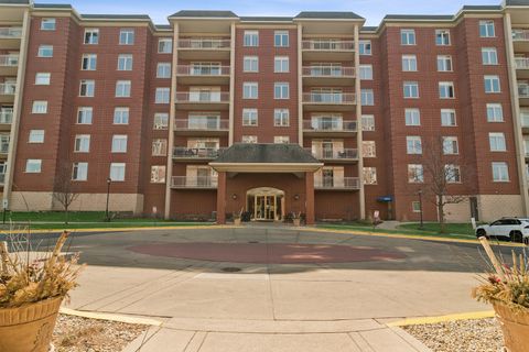 Photo of 8340 Callie Avenue #402, Morton Grove, IL 60053 (MLS # 12605560)