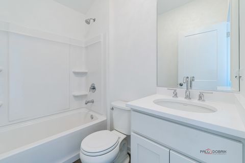 Tiny photo for 22106 W Casa Bella View, Kildeer, IL 60047 (MLS # 12579670)