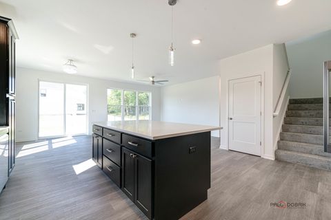 Tiny photo for 22106 W Casa Bella View, Kildeer, IL 60047 (MLS # 12579670)