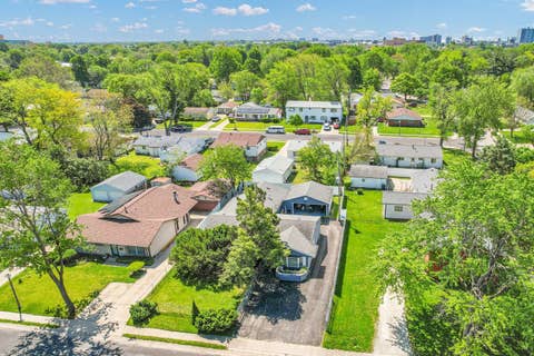Tiny photo for 1309 Eureka Street, Urbana, IL 61801 (MLS # 12723502)