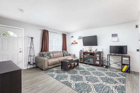 Tiny photo for 121 E Briarwood Drive, Streamwood, IL 60107 (MLS # 12477962)