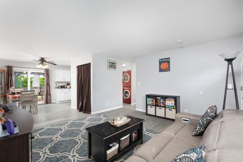 Tiny photo for 121 E Briarwood Drive, Streamwood, IL 60107 (MLS # 12477962)