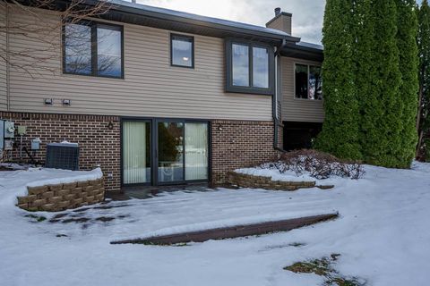 Tiny photo for 6430 OLD HUNTERS RUN #0, Rockford, IL 61114 (MLS # 12533719)