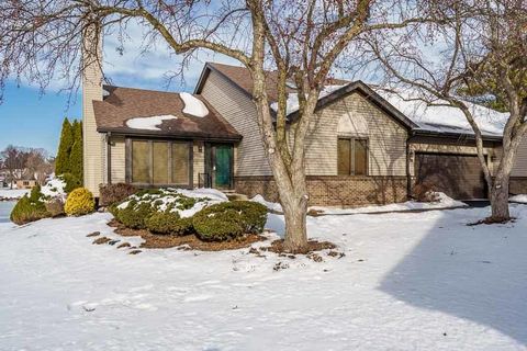 Tiny photo for 6430 OLD HUNTERS RUN #0, Rockford, IL 61114 (MLS # 12533719)