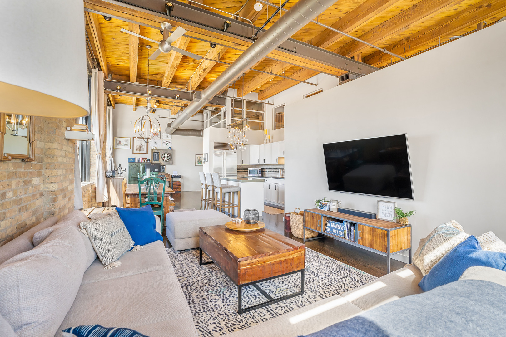 1872 N Clybourn Avenue 403