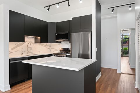 Tiny photo for 1000 N Kingsbury Street #107, Chicago, IL 60610 (MLS # 12587288)