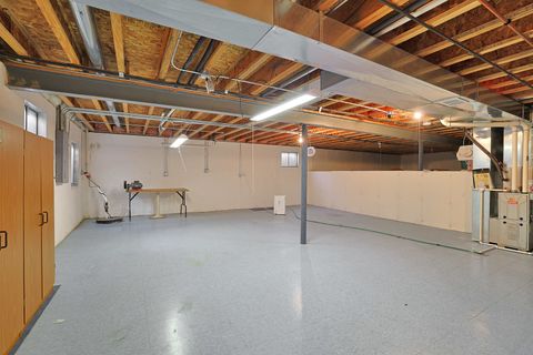 Tiny photo for 2 Danbury Court, Lake In The Hills, IL 60156 (MLS # 12535430)