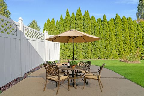 Tiny photo for 2 Danbury Court, Lake In The Hills, IL 60156 (MLS # 12535430)