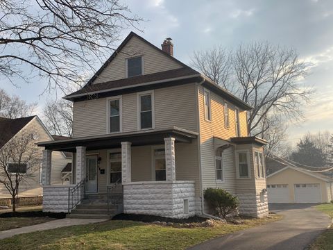 Photo of 214 S Fordham Avenue, Aurora, IL 60506 (MLS # 12602266)